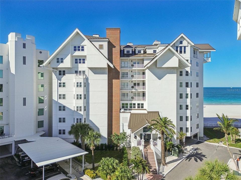 For Sale: $1,150,000 (2 beds, 2 baths, 1390 Square Feet)