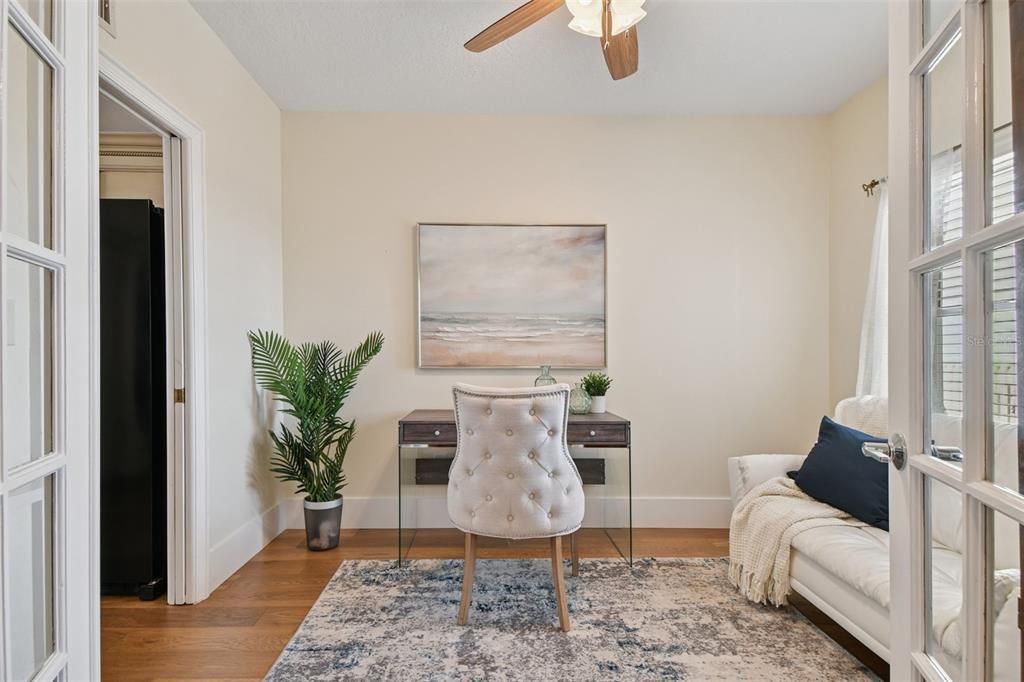 For Sale: $1,150,000 (2 beds, 2 baths, 1390 Square Feet)