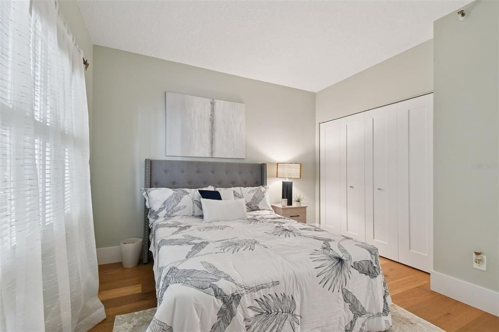 For Sale: $1,150,000 (2 beds, 2 baths, 1390 Square Feet)