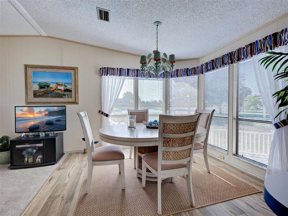 En Venta: $184,900 (2 camas, 2 baños, 1444 Pies cuadrados)