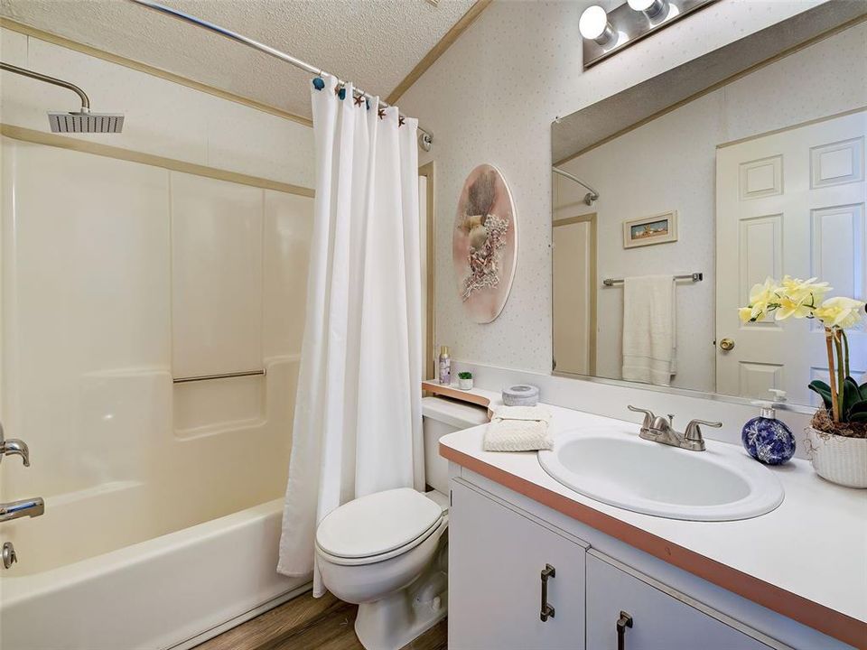 En Venta: $184,900 (2 camas, 2 baños, 1444 Pies cuadrados)