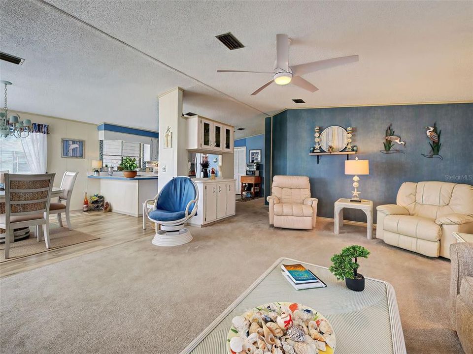 En Venta: $184,900 (2 camas, 2 baños, 1444 Pies cuadrados)