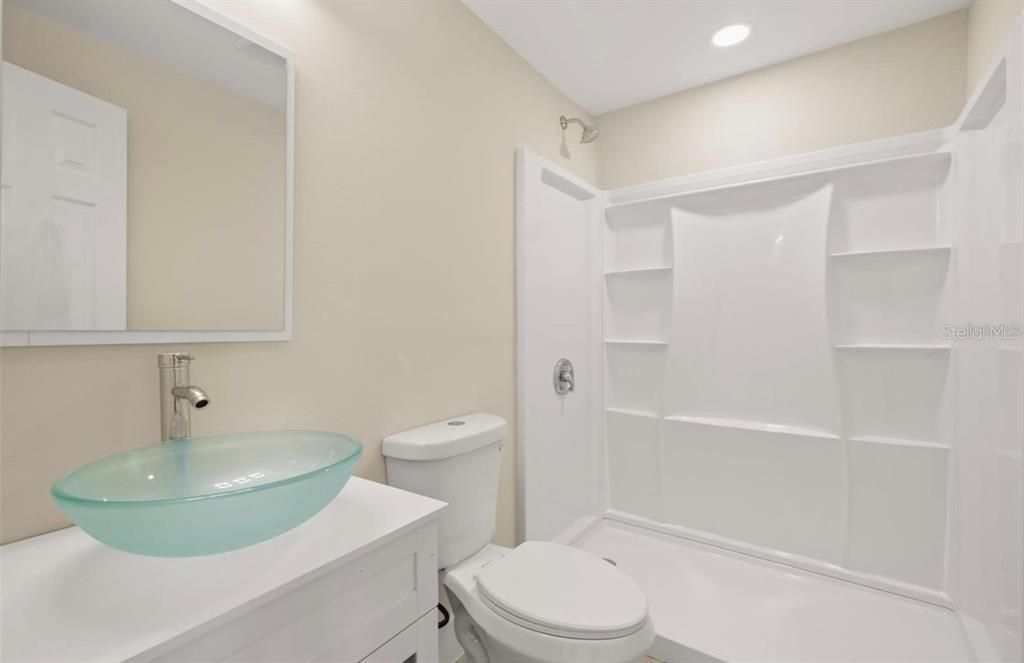 For Rent: $1,500 (1 beds, 1 baths, 400 Square Feet)