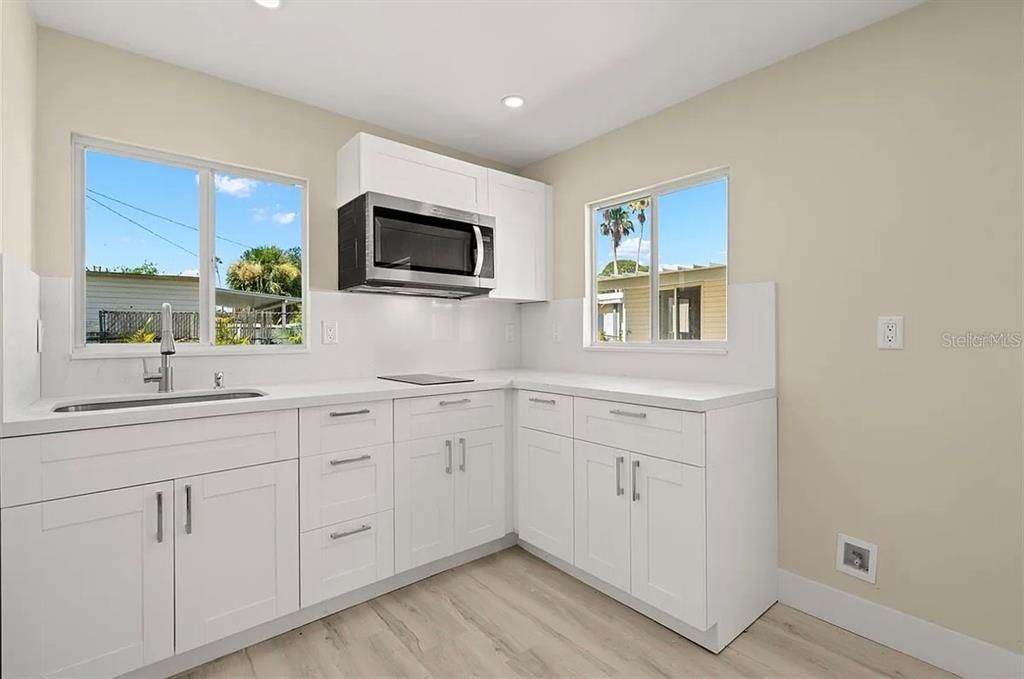 For Rent: $1,500 (1 beds, 1 baths, 400 Square Feet)