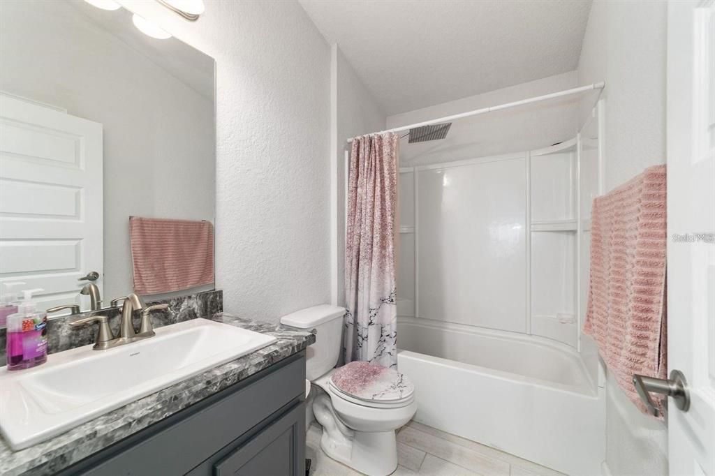 For Sale: $309,900 (4 beds, 2 baths, 1608 Square Feet)