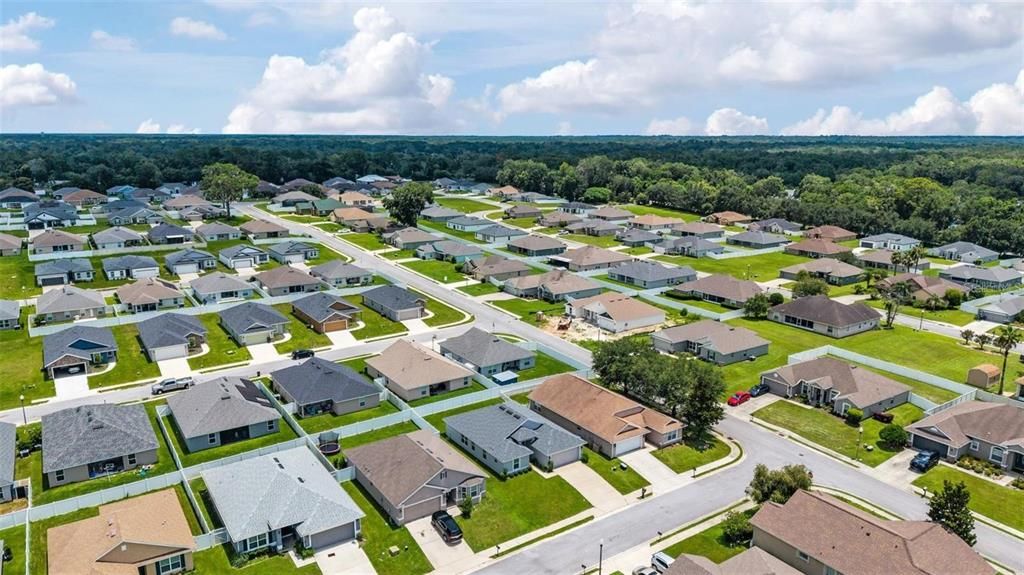 For Sale: $309,900 (4 beds, 2 baths, 1608 Square Feet)