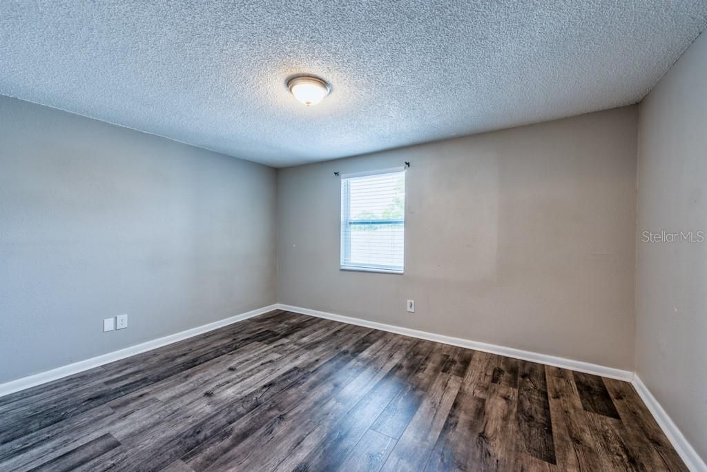 待售: $625,000 (7 贝兹, 0 浴室, 3564 平方英尺)