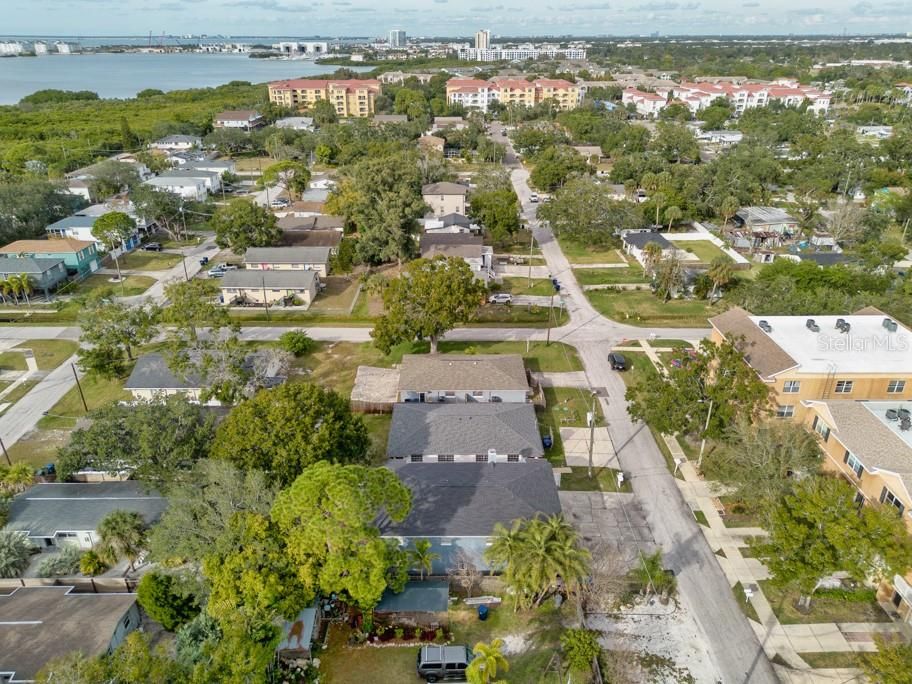 待售: $625,000 (7 贝兹, 0 浴室, 3564 平方英尺)