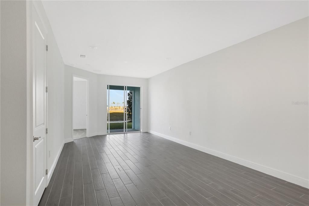 For Sale: $319,990 (3 beds, 2 baths, 1807 Square Feet)