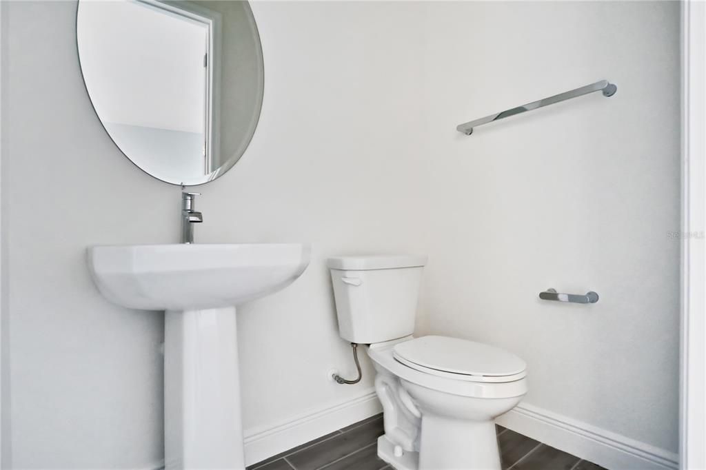 For Sale: $319,990 (3 beds, 2 baths, 1807 Square Feet)