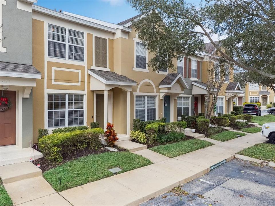 For Sale: $245,000 (2 beds, 2 baths, 1138 Square Feet)