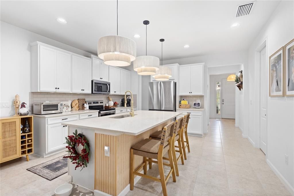 待售: $537,900 (3 贝兹, 2 浴室, 2373 平方英尺)