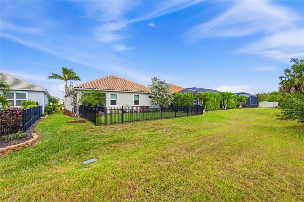 待售: $537,900 (3 贝兹, 2 浴室, 2373 平方英尺)