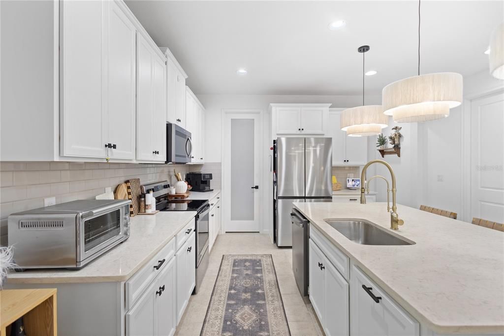 待售: $537,900 (3 贝兹, 2 浴室, 2373 平方英尺)