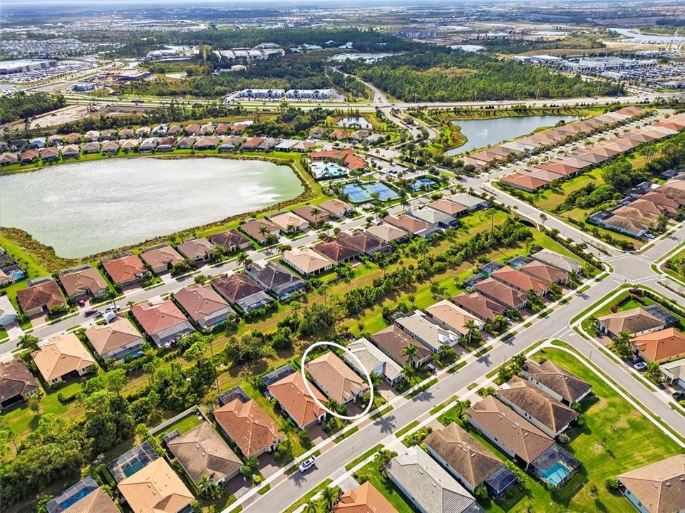 待售: $537,900 (3 贝兹, 2 浴室, 2373 平方英尺)