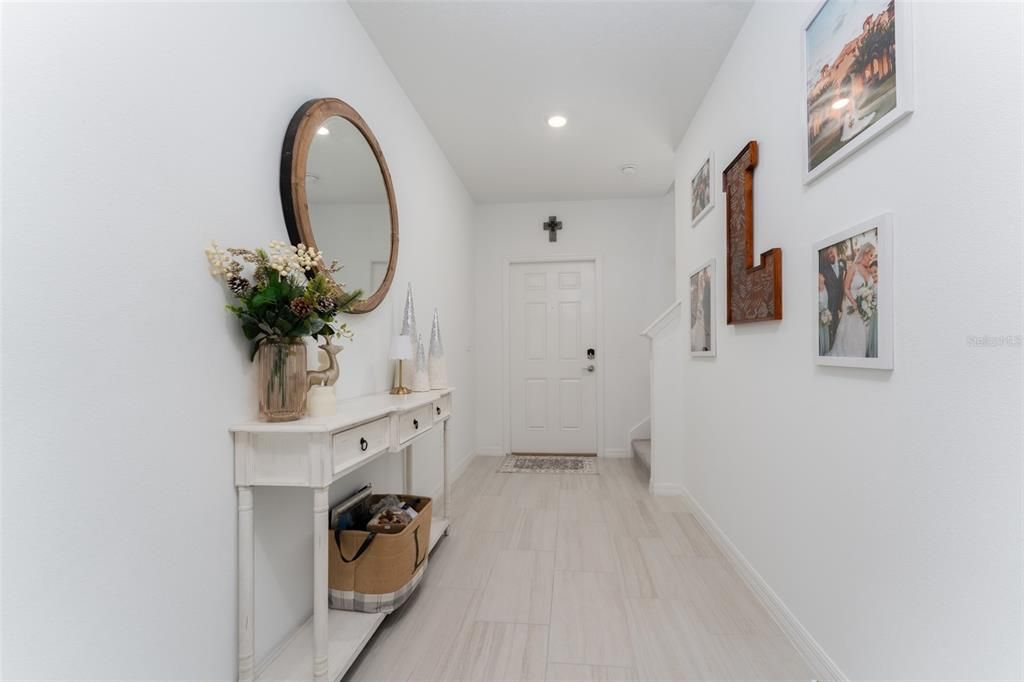 For Sale: $425,000 (5 beds, 2 baths, 2264 Square Feet)