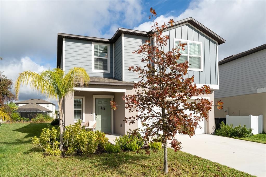 For Sale: $425,000 (5 beds, 2 baths, 2264 Square Feet)