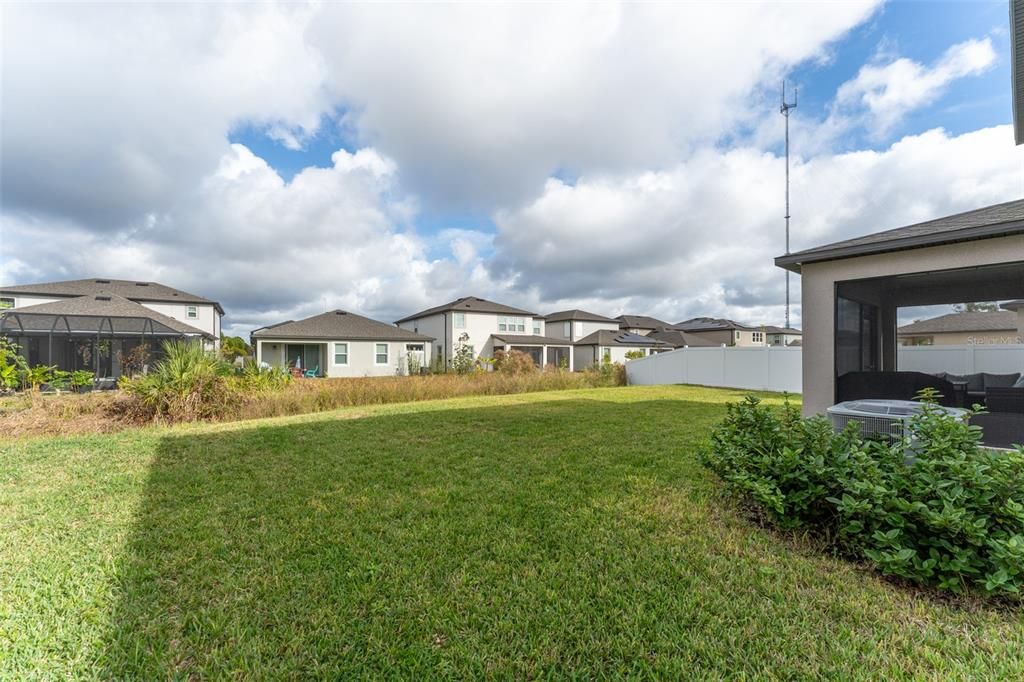 For Sale: $425,000 (5 beds, 2 baths, 2264 Square Feet)