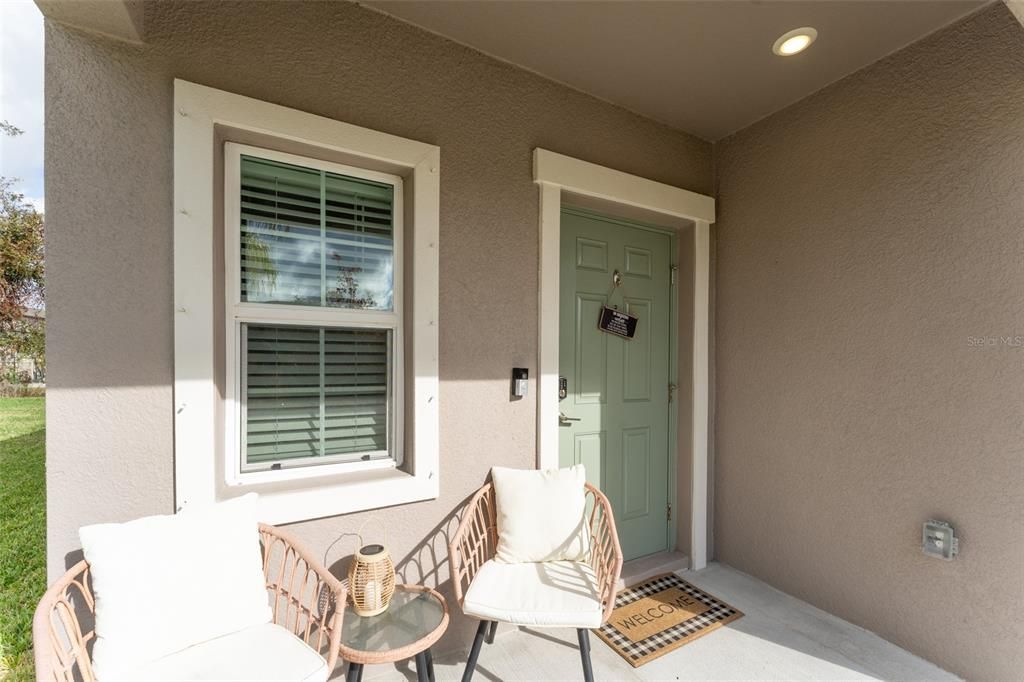 For Sale: $425,000 (5 beds, 2 baths, 2264 Square Feet)