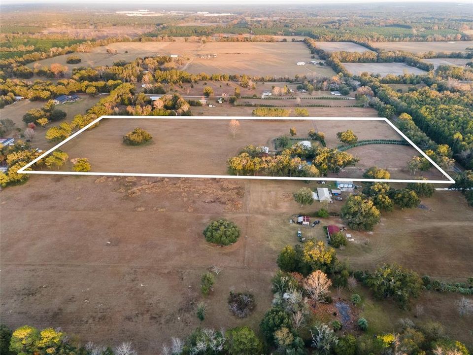 На продажу: $950,000 (2 спален, 2 ванн, 2280 Квадратных фут)