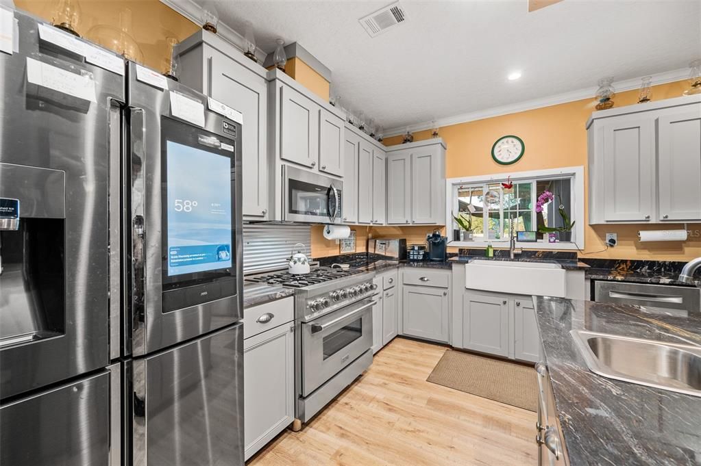 На продажу: $950,000 (2 спален, 2 ванн, 2280 Квадратных фут)