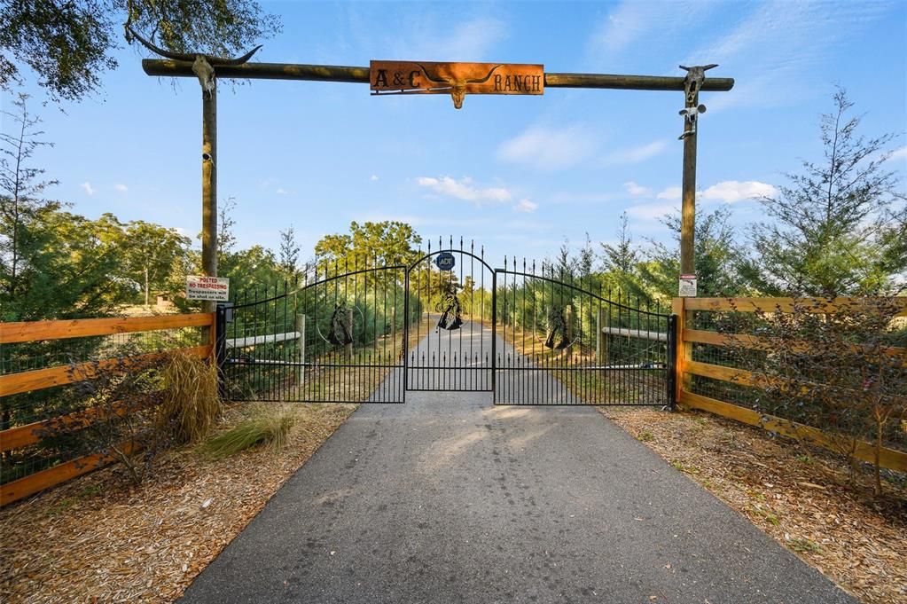 На продажу: $950,000 (2 спален, 2 ванн, 2280 Квадратных фут)