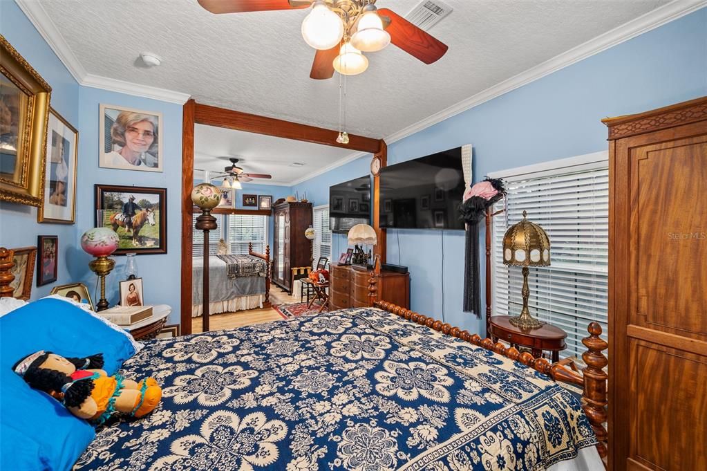 На продажу: $950,000 (2 спален, 2 ванн, 2280 Квадратных фут)