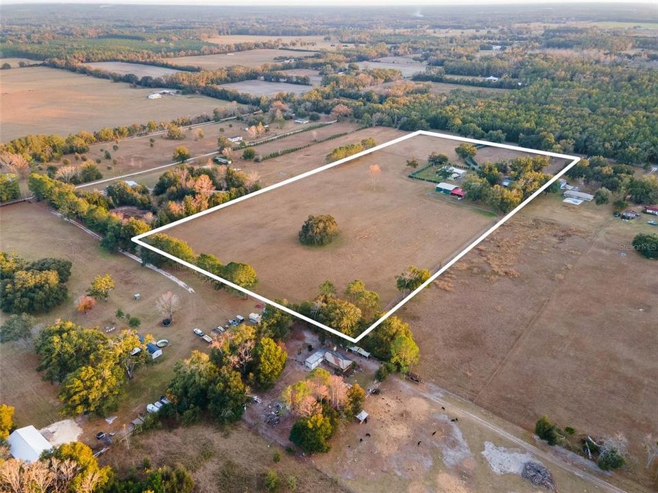 На продажу: $950,000 (2 спален, 2 ванн, 2280 Квадратных фут)