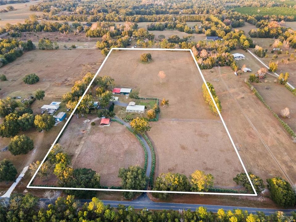 На продажу: $950,000 (2 спален, 2 ванн, 2280 Квадратных фут)