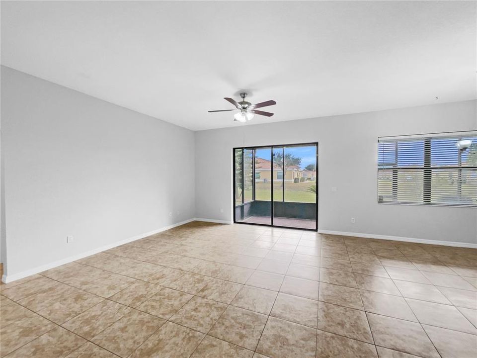 En Venta: $281,000 (4 camas, 2 baños, 1836 Pies cuadrados)