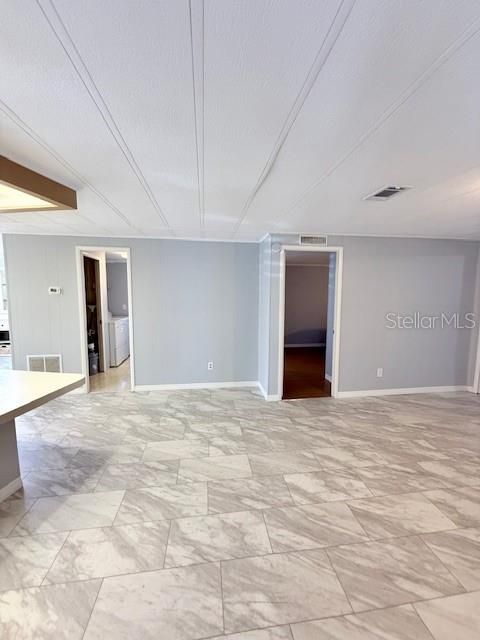 На продажу: $165,000 (2 спален, 2 ванн, 1440 Квадратных фут)