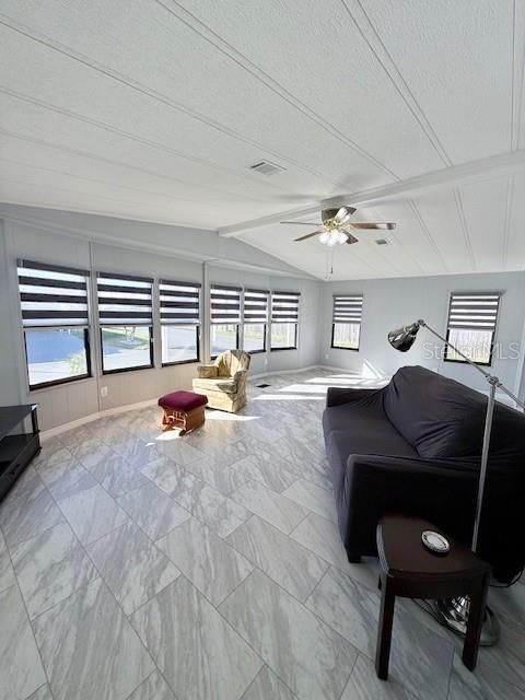 На продажу: $165,000 (2 спален, 2 ванн, 1440 Квадратных фут)