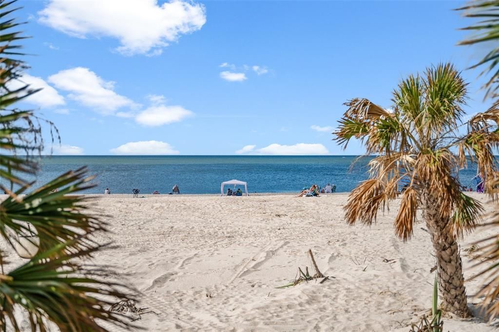 待售: $1,749,000 (5 贝兹, 4 浴室, 3701 平方英尺)