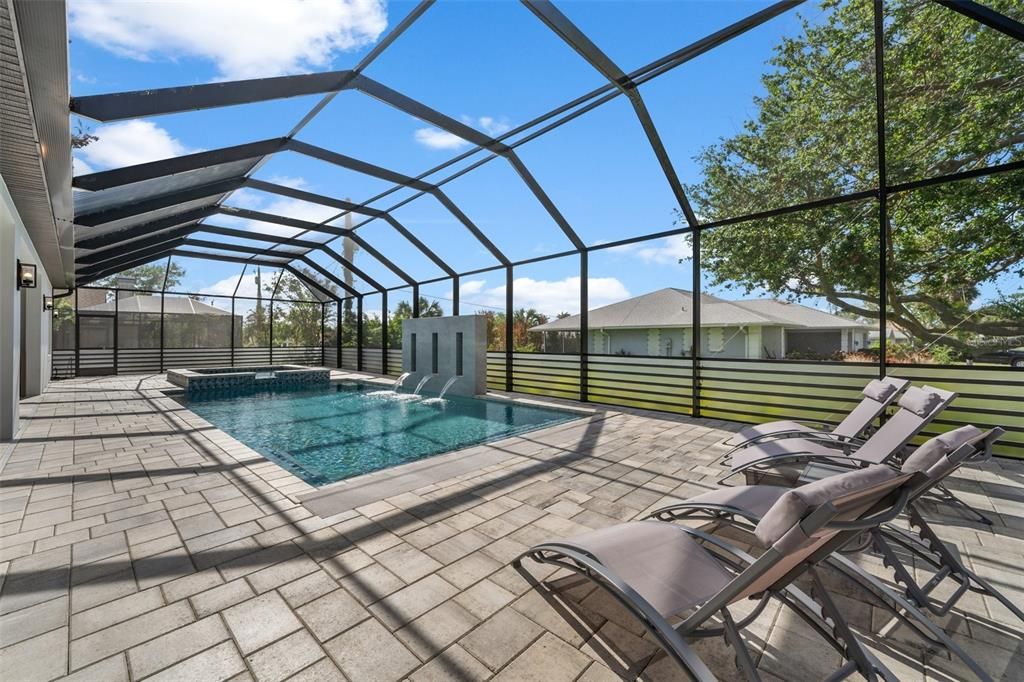 待售: $1,749,000 (5 贝兹, 4 浴室, 3701 平方英尺)