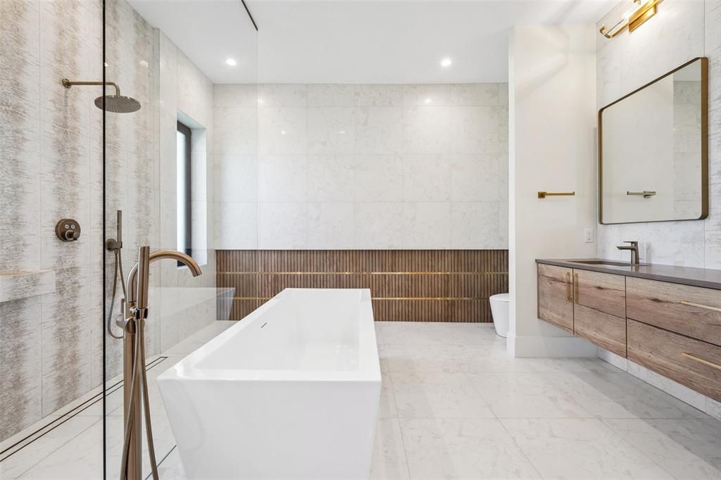 待售: $1,749,000 (5 贝兹, 4 浴室, 3701 平方英尺)