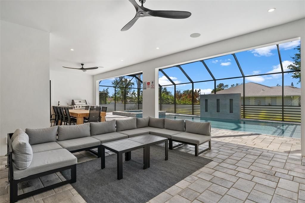 待售: $1,749,000 (5 贝兹, 4 浴室, 3701 平方英尺)