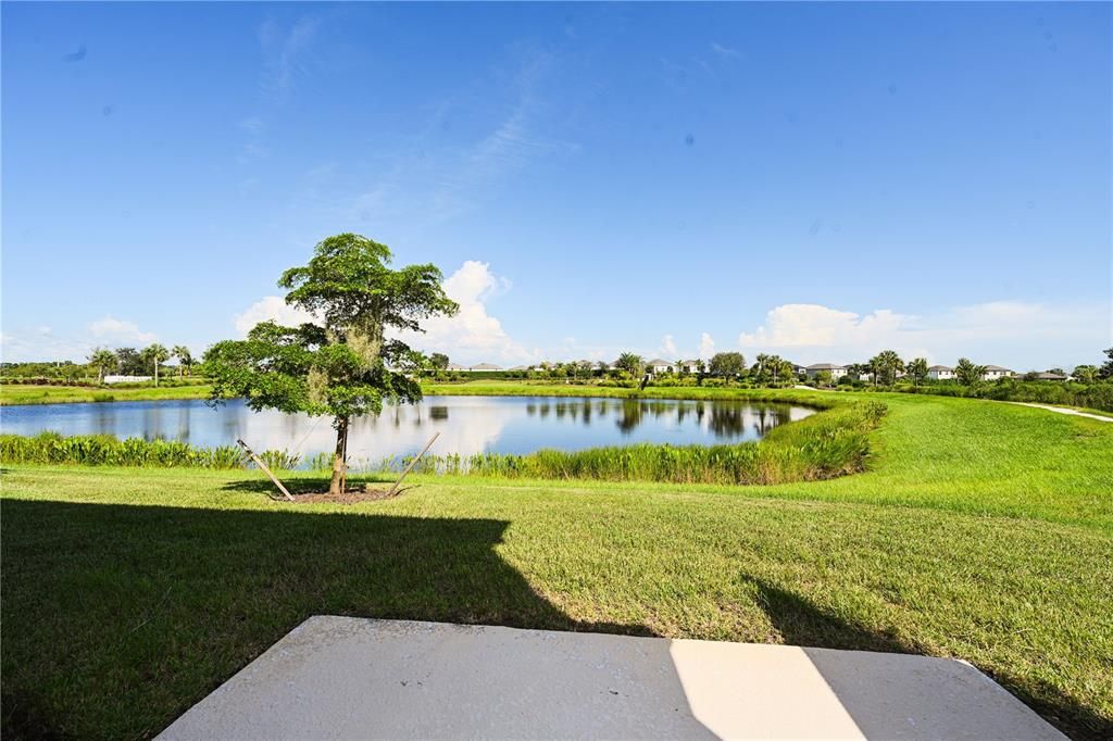 For Rent: $2,150 (3 beds, 2 baths, 1597 Square Feet)