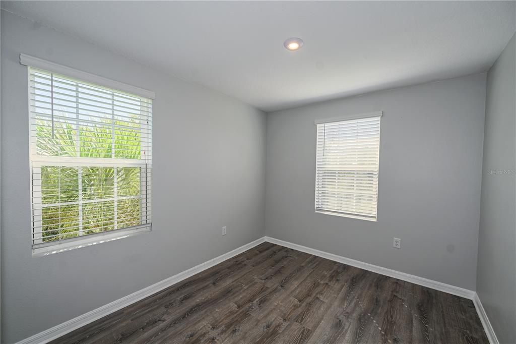 For Rent: $2,150 (3 beds, 2 baths, 1597 Square Feet)