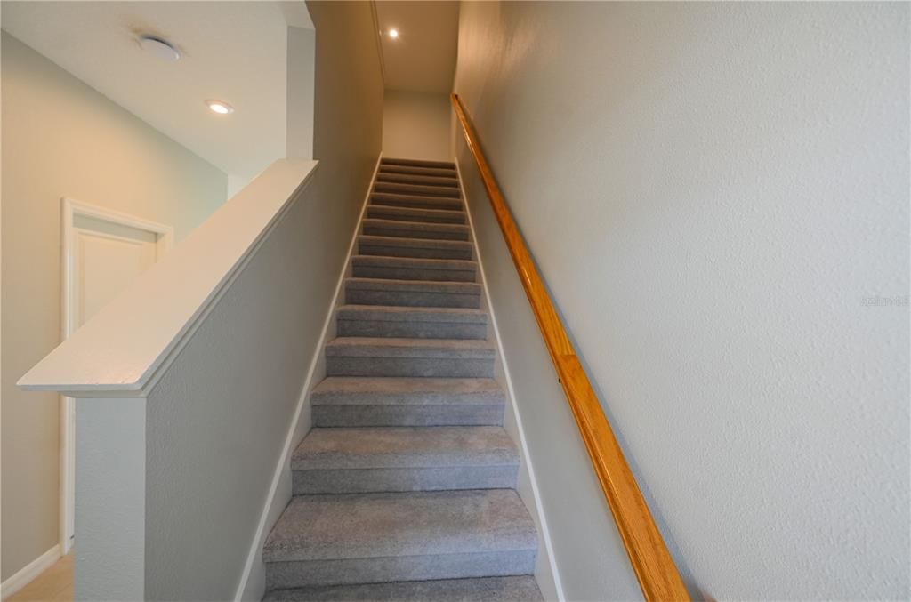 For Rent: $2,150 (3 beds, 2 baths, 1597 Square Feet)