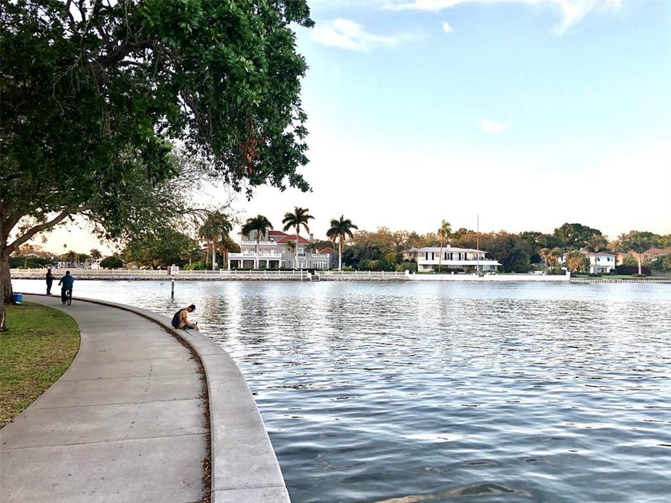 For Rent: $7,000 (2 beds, 2 baths, 1700 Square Feet)