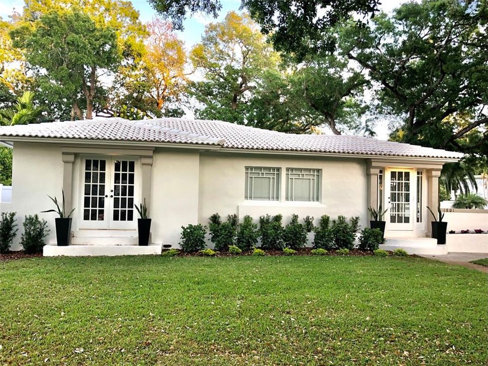 For Rent: $7,000 (2 beds, 2 baths, 1700 Square Feet)