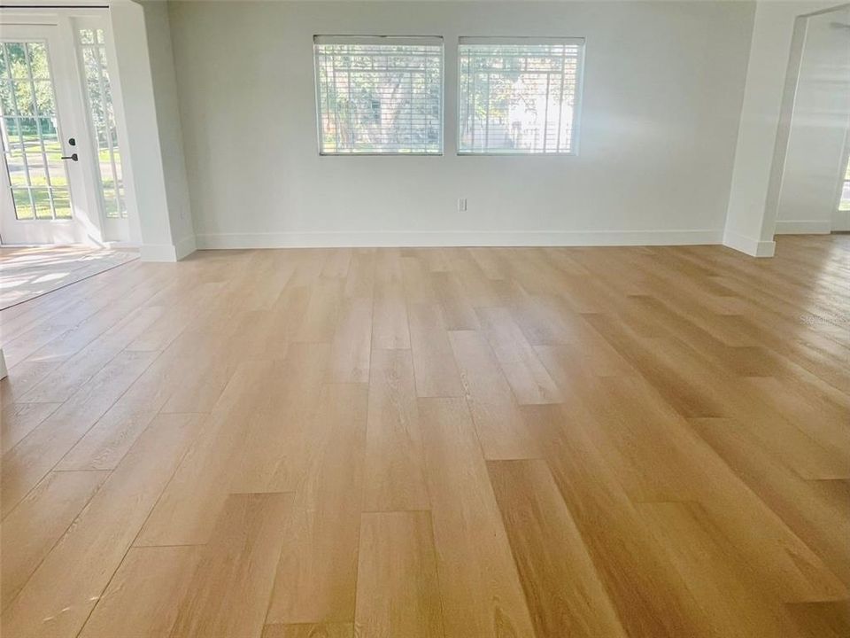 For Rent: $7,000 (2 beds, 2 baths, 1700 Square Feet)