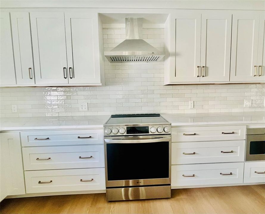 For Rent: $7,000 (2 beds, 2 baths, 1700 Square Feet)