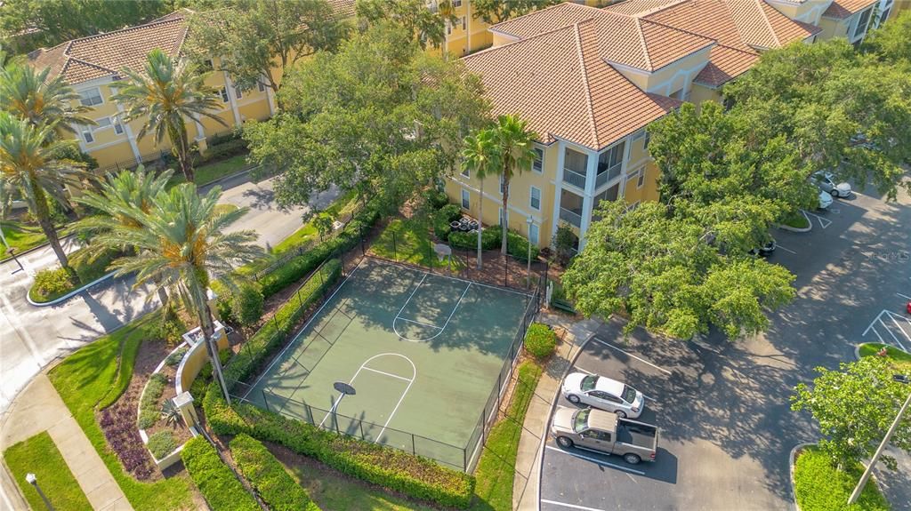 For Rent: $2,000 (2 beds, 2 baths, 1111 Square Feet)