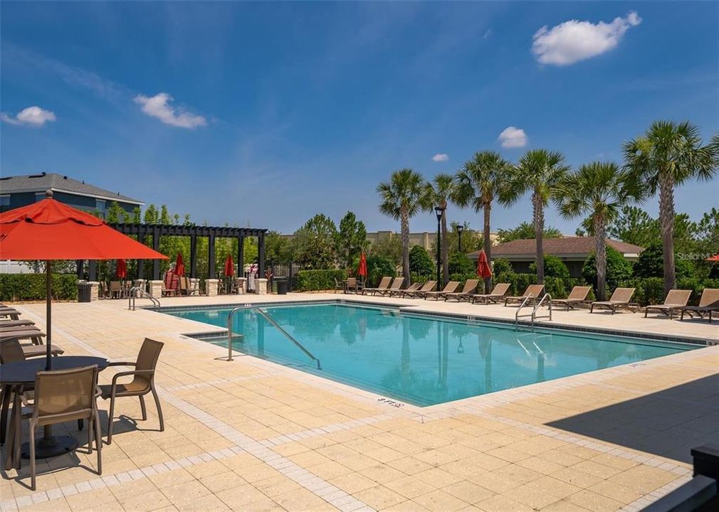 En Venta: $614,999 (4 camas, 3 baños, 2328 Pies cuadrados)