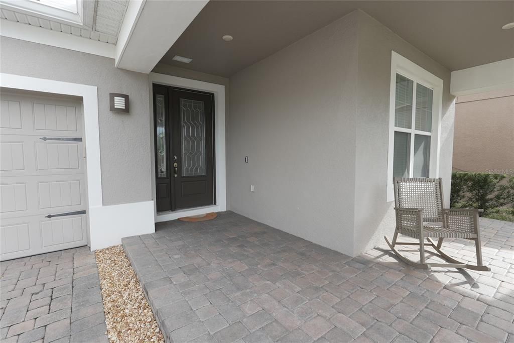 En Venta: $614,999 (4 camas, 3 baños, 2328 Pies cuadrados)