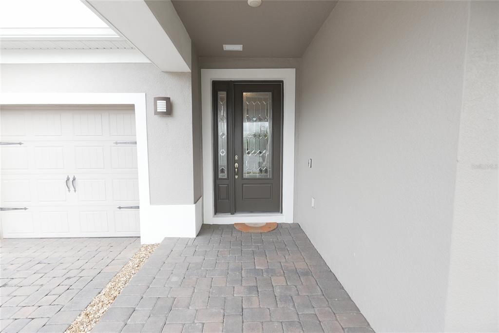 En Venta: $614,999 (4 camas, 3 baños, 2328 Pies cuadrados)