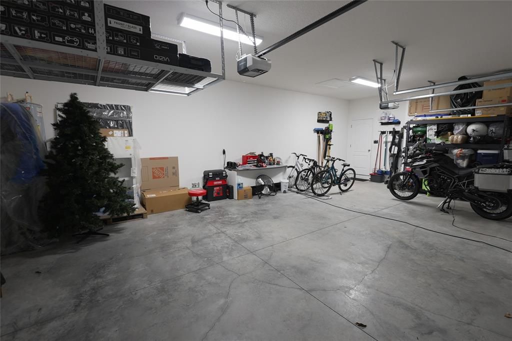 En Venta: $614,999 (4 camas, 3 baños, 2328 Pies cuadrados)