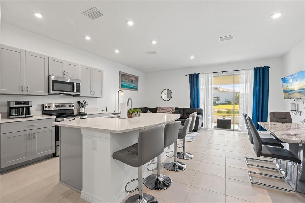 En Renta: $2,000 (3 camas, 2 baños, 1373 Pies cuadrados)