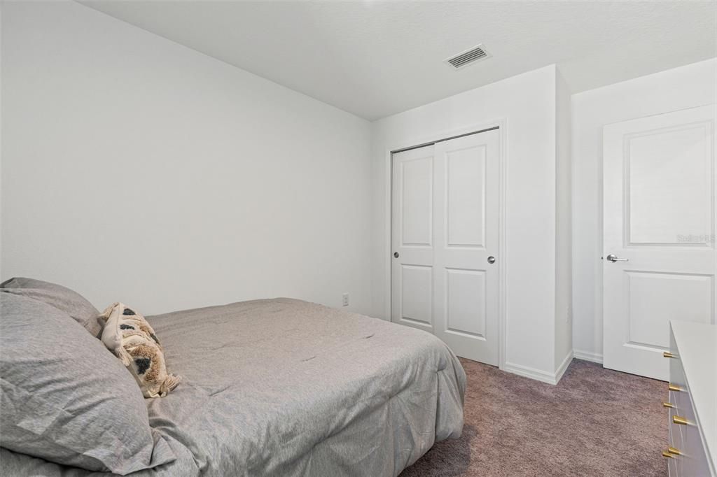 En Renta: $2,000 (3 camas, 2 baños, 1373 Pies cuadrados)